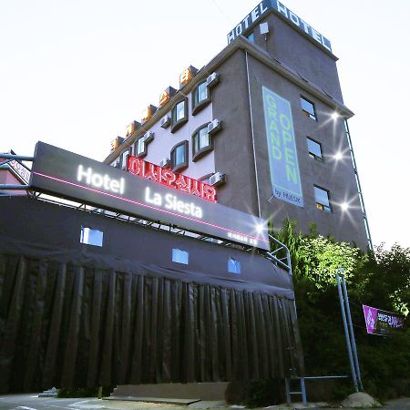 Gunsan La Siesta Hotel Exteriör bild